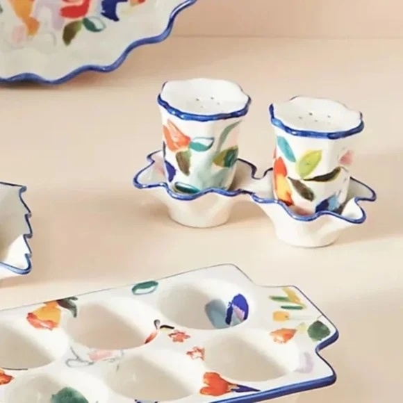 NWT Anthropologie Luna Salt and Pepper Shaker Set - Picture 2 of 2